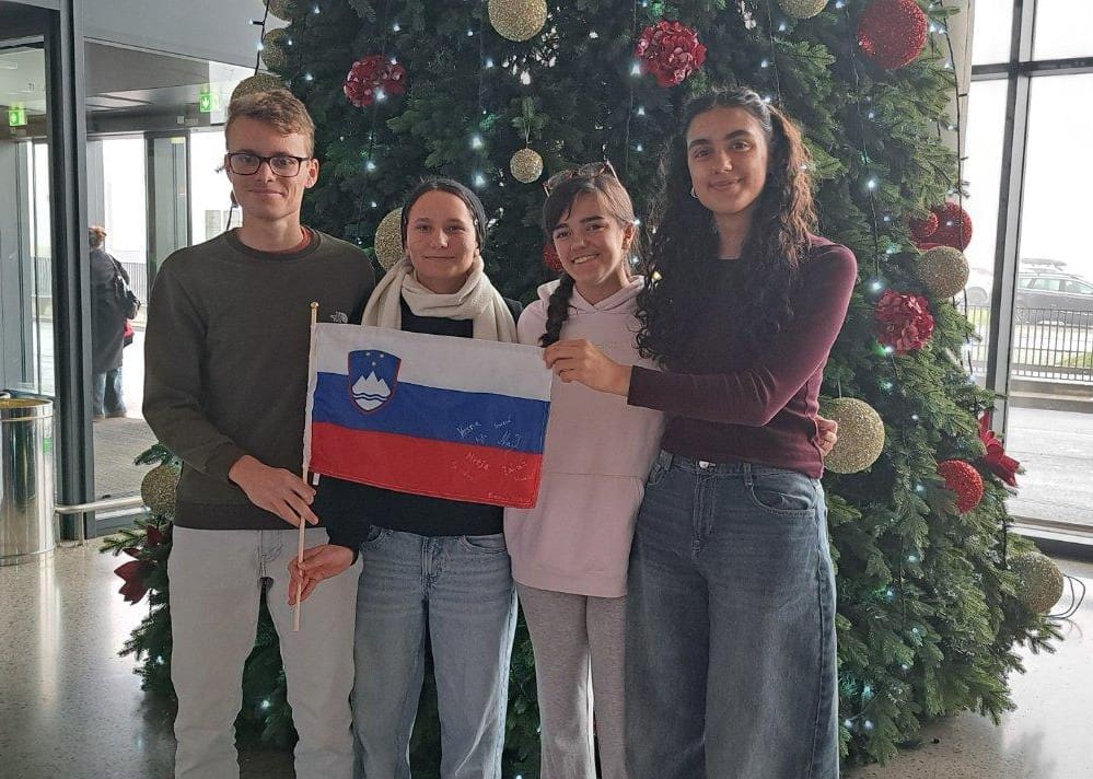 Francoski dijakinji na enomesečni izmenjavi Erasmus+ Francoski dijakinji na enomesečni izmenjavi Erasmus+