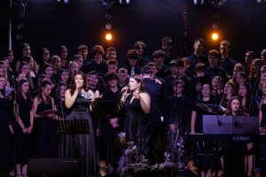 Koncert MMPZ Šolskega centra Celje -Zara in Ema