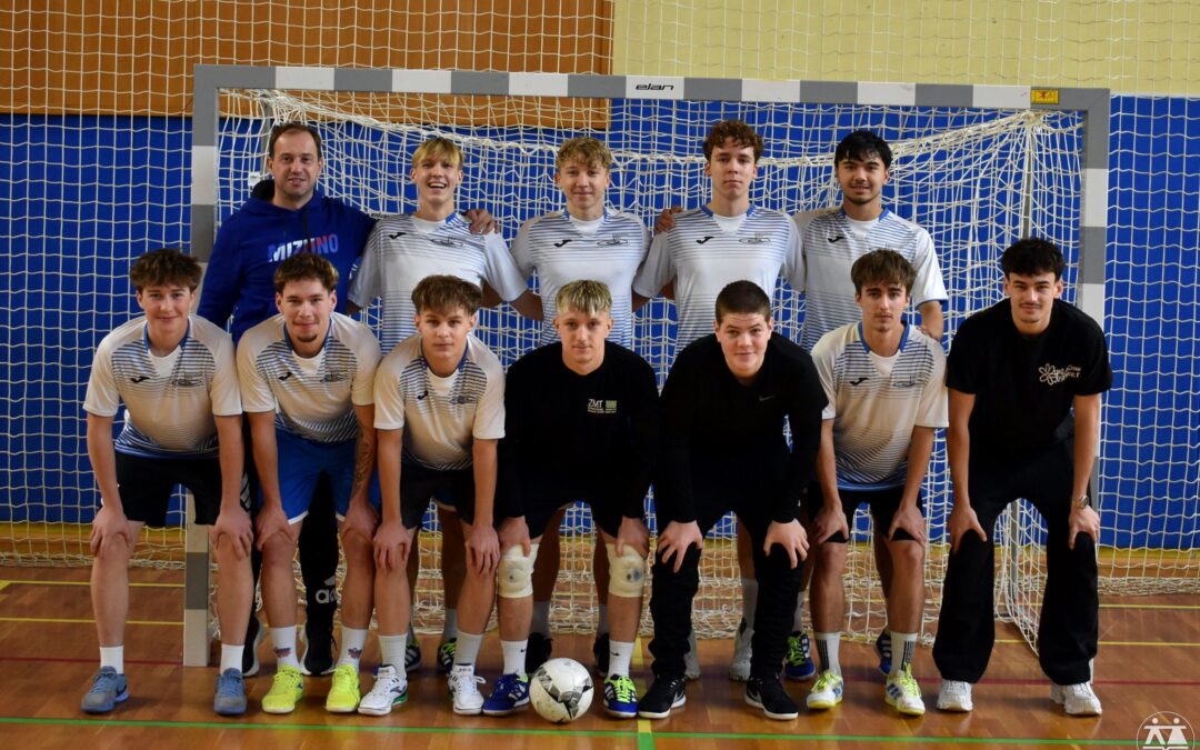 1. MESTO NA PODROČNEM TEKMOVANJE V NOGOMETU