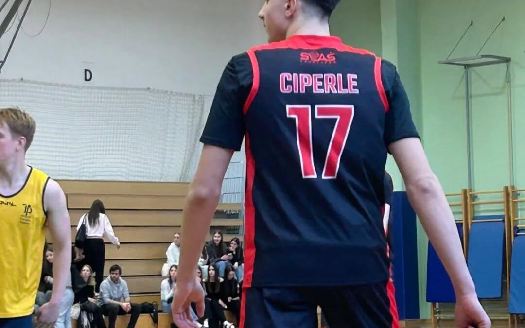 Dve zmagi in finale