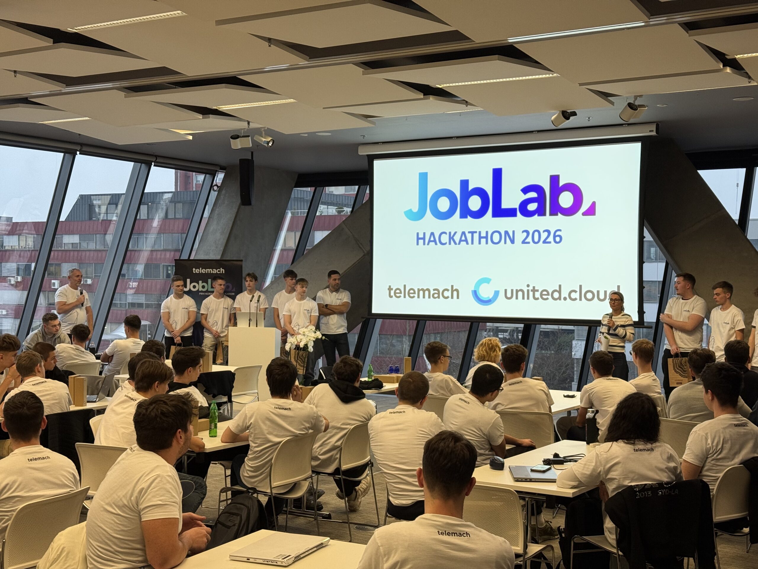 2. mesto na Job Lab hekatonu 2. mesto na Job Lab hekatonu