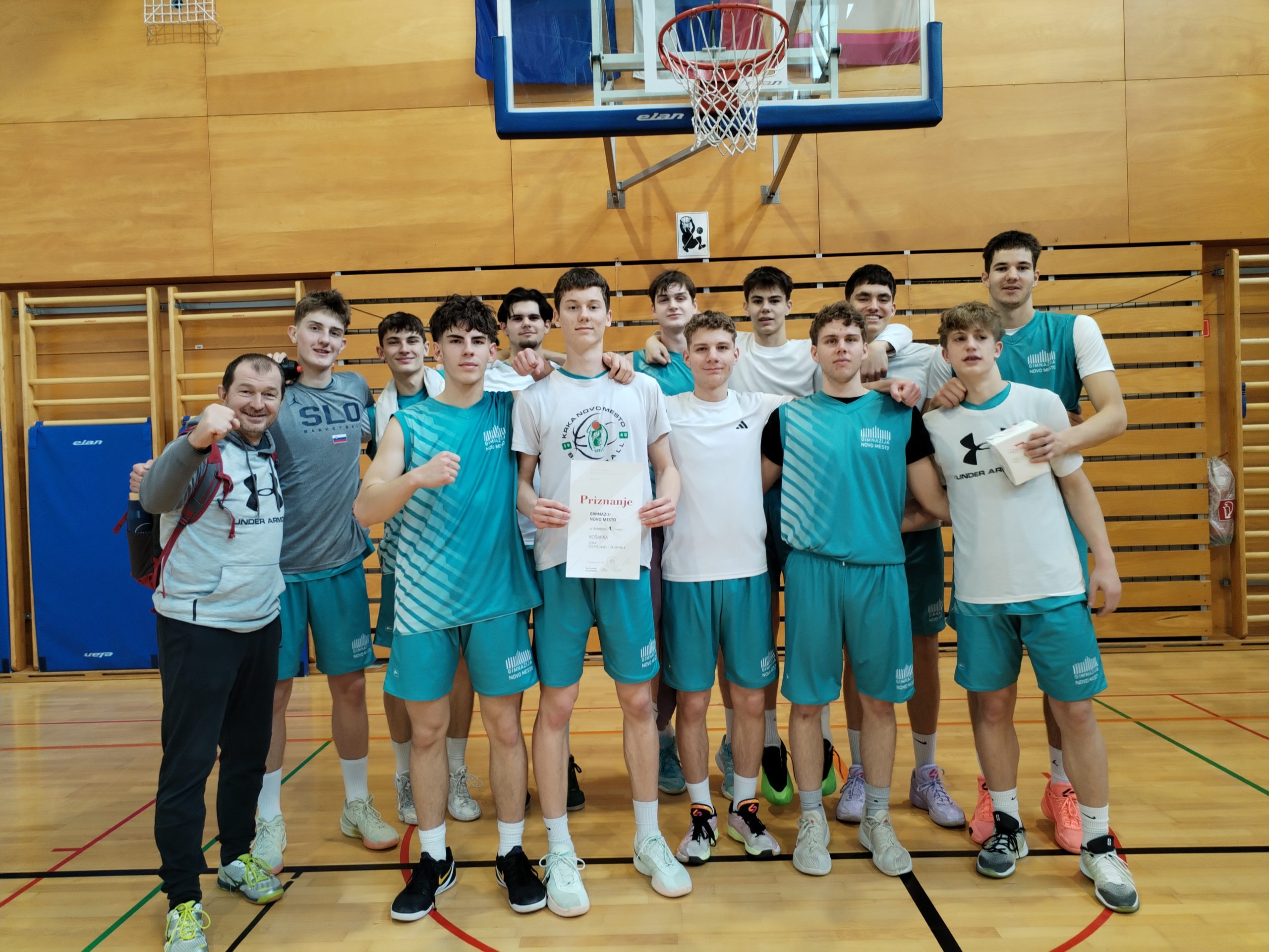 Gimnazijski športniki nadaljujejo z nizanjem odličnih dosežkov Gimnazijski športniki nadaljujejo z nizanjem odličnih dosežkov