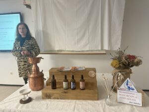 Aromaterapevtka s pripomočki in izdelki