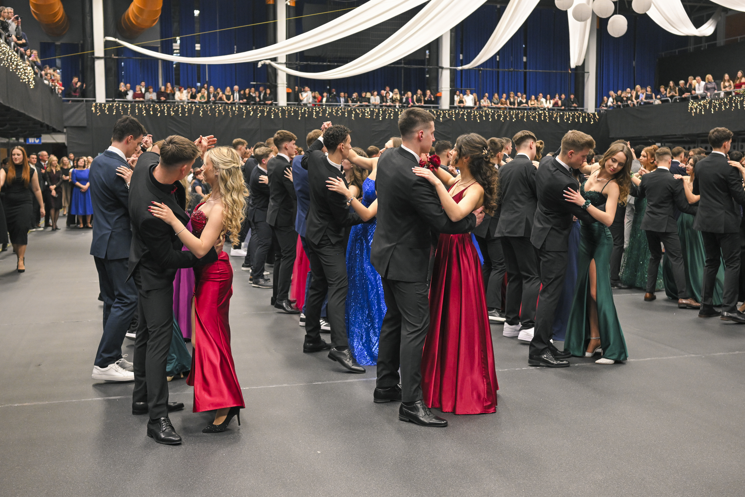 Maturantski ples 2026 – večer elegance in nepozabnih korakov Maturantski ples 2026 – večer elegance in nepozabnih korakov