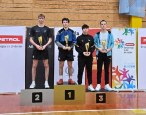 Naš dijak na tekmovanju v namiznem tenisu.