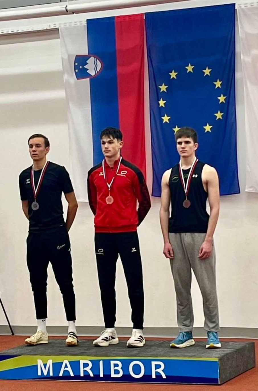 Staš Korenič Jamnikar znova odličen Staš Korenič Jamnikar znova odličen