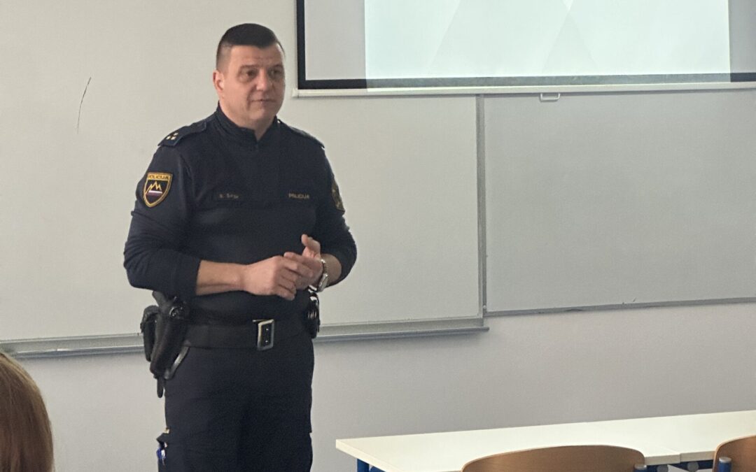 Predstavitev AMOK situacij na SŠGT Radenci