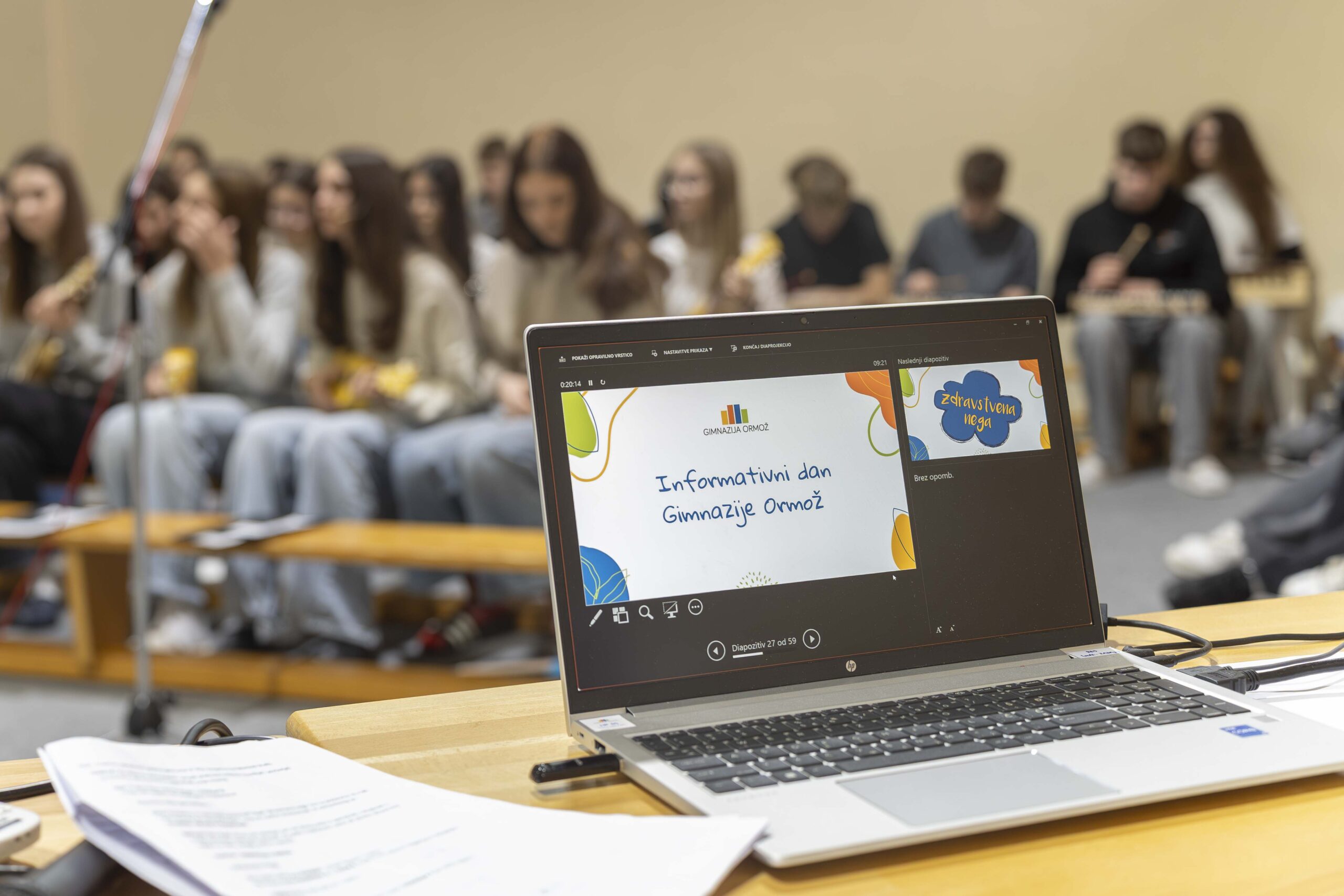 Utrinki z informativnih dni