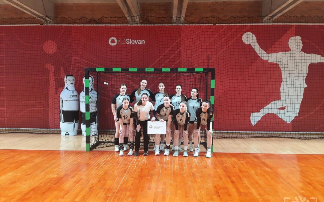 ROKOMETNA EKIPA DIJAKINJ SZKŠC V ČETRTFINALU DRŽAVNEGA PRVENSTVA