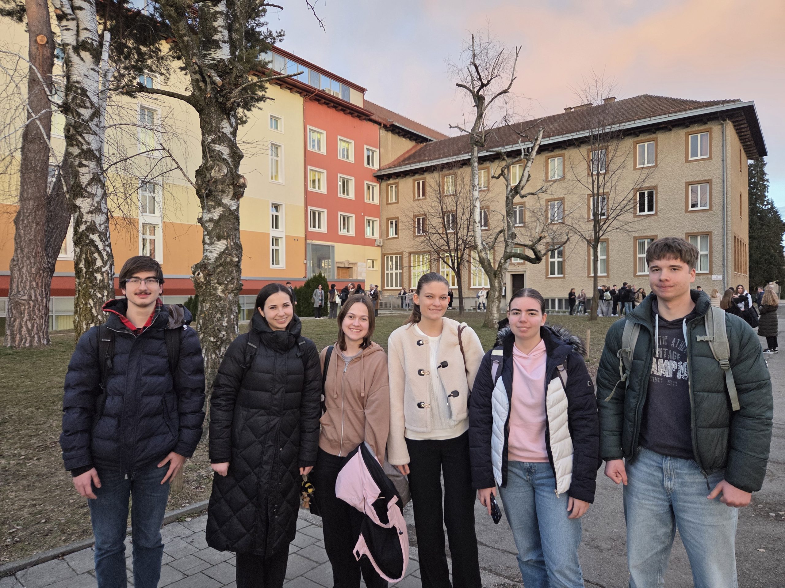 Uspeh dijakov na šolskem in državnem tekmovanju iz nemščine Uspeh dijakov na šolskem in državnem tekmovanju iz nemščine
