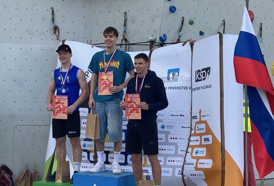 Nik Sevnik – mladinski in članski državni prvak v hitrostnem plezanju