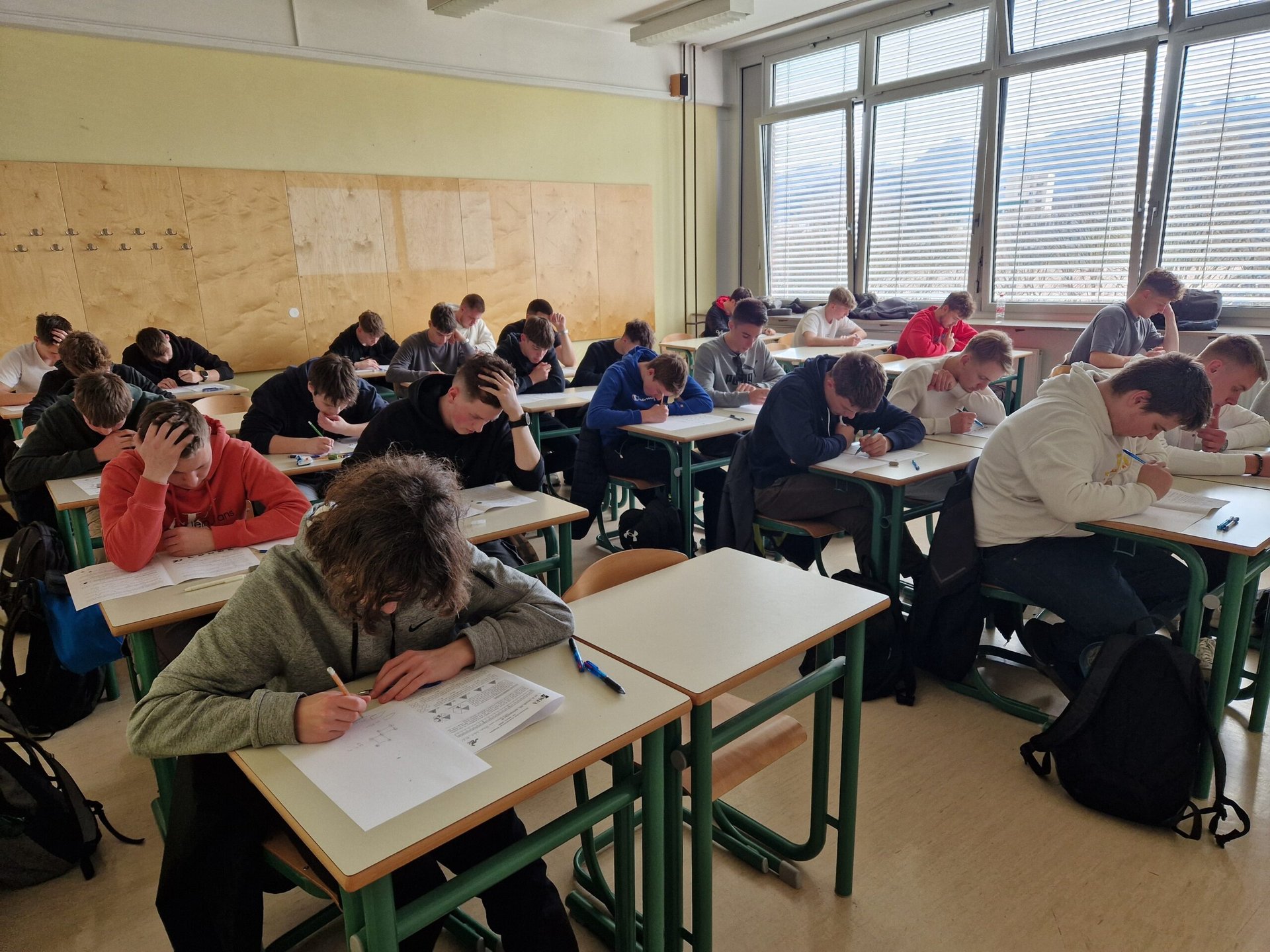 Šolsko tekmovanje v znanju matematike Šolsko tekmovanje v znanju matematike