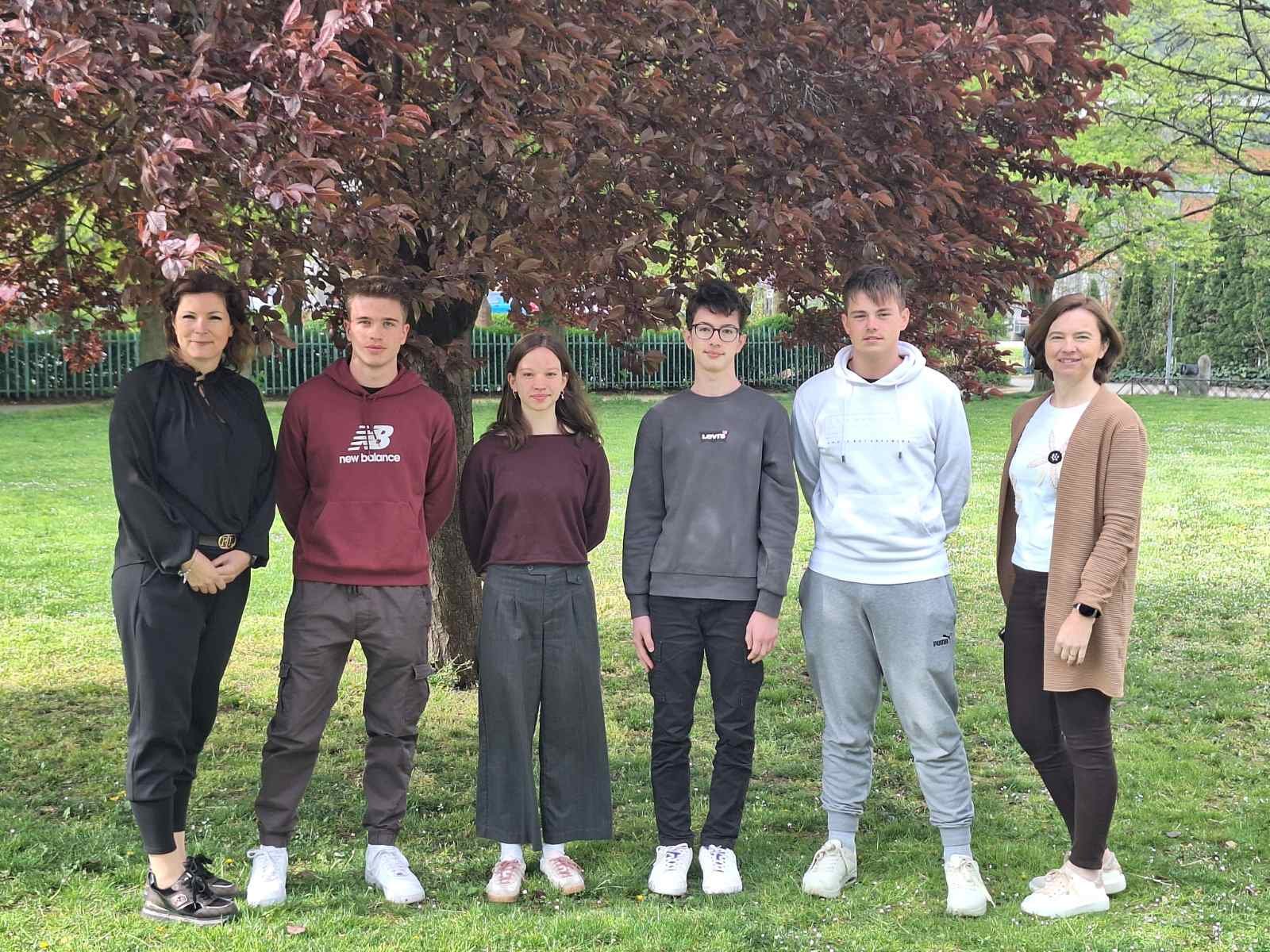 Tri zlata in eno srebrno priznanje na državnem tekmovanju v znanju geografije Tri zlata in eno srebrno priznanje na državnem tekmovanju v znanju geografije