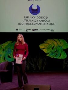 Zmagovalka natečaja Ana Herlah na podelitvi