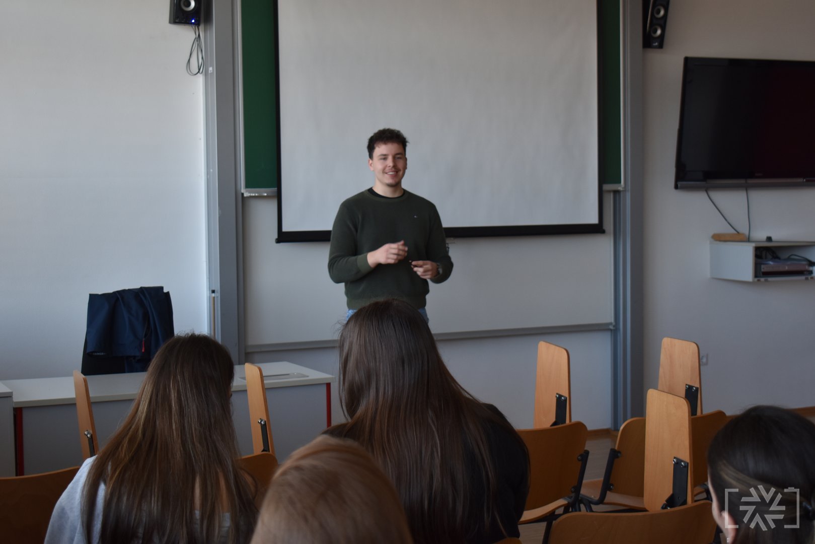 PRIKRITI ŽALOVALCI PRIKRITI ŽALOVALCI