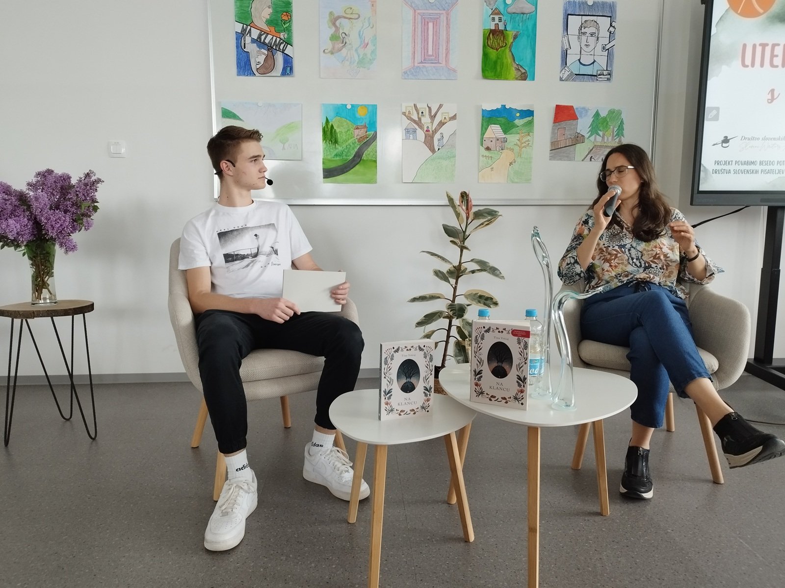 Literarni pogovor s Tino Vrščaj