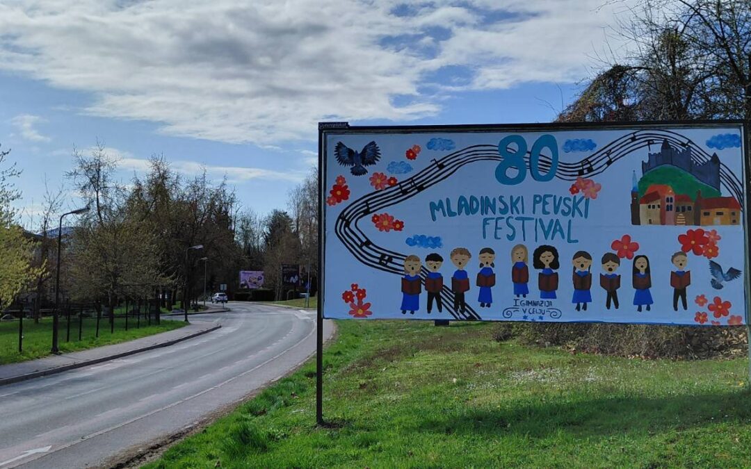 Jumbo plakat ob 80-letnici Mladinskega pevskega festivala
