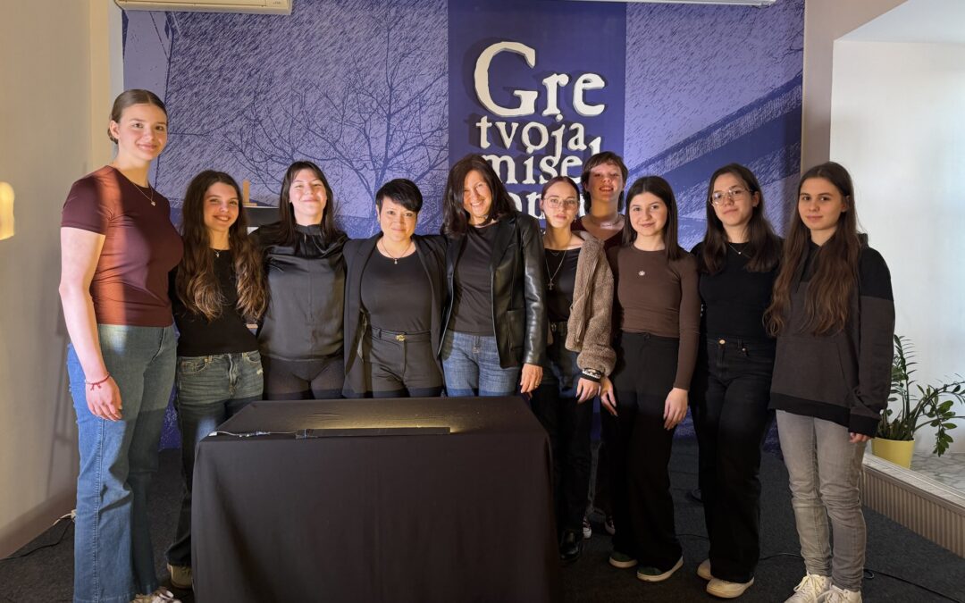 Kamišibajke Srednje šole Črnomelj osvojile občinstvo