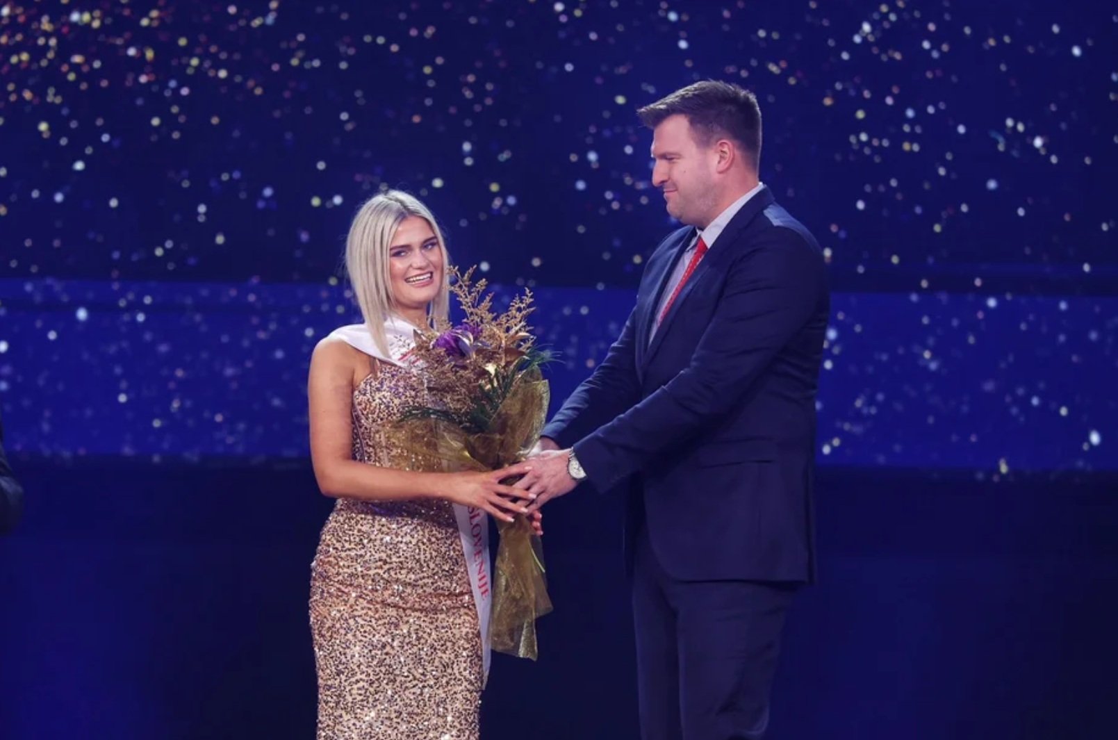 Miss Slovenije po izboru bralcev Slovenskih novic Miss Slovenije po izboru bralcev Slovenskih novic
