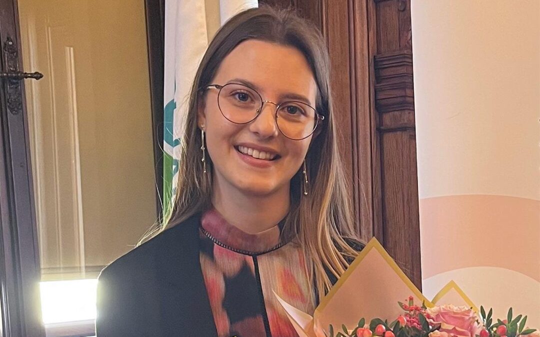 Eva Novak – Ime meseca marca na Valu 202