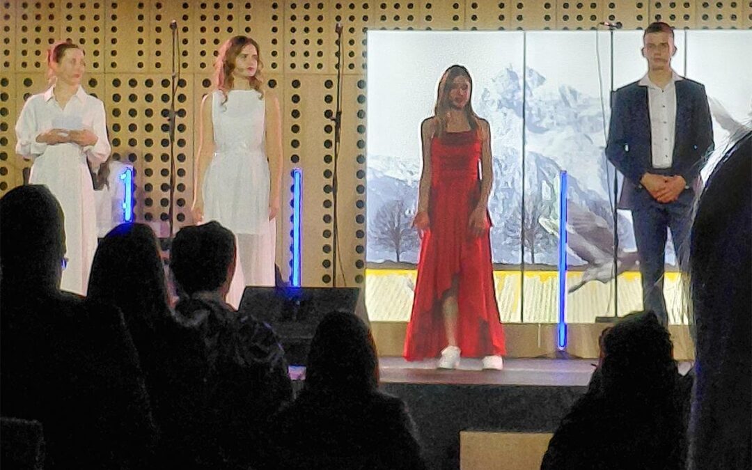 Emilija Šebök zaznamovala umetniški program slavnostne akademije