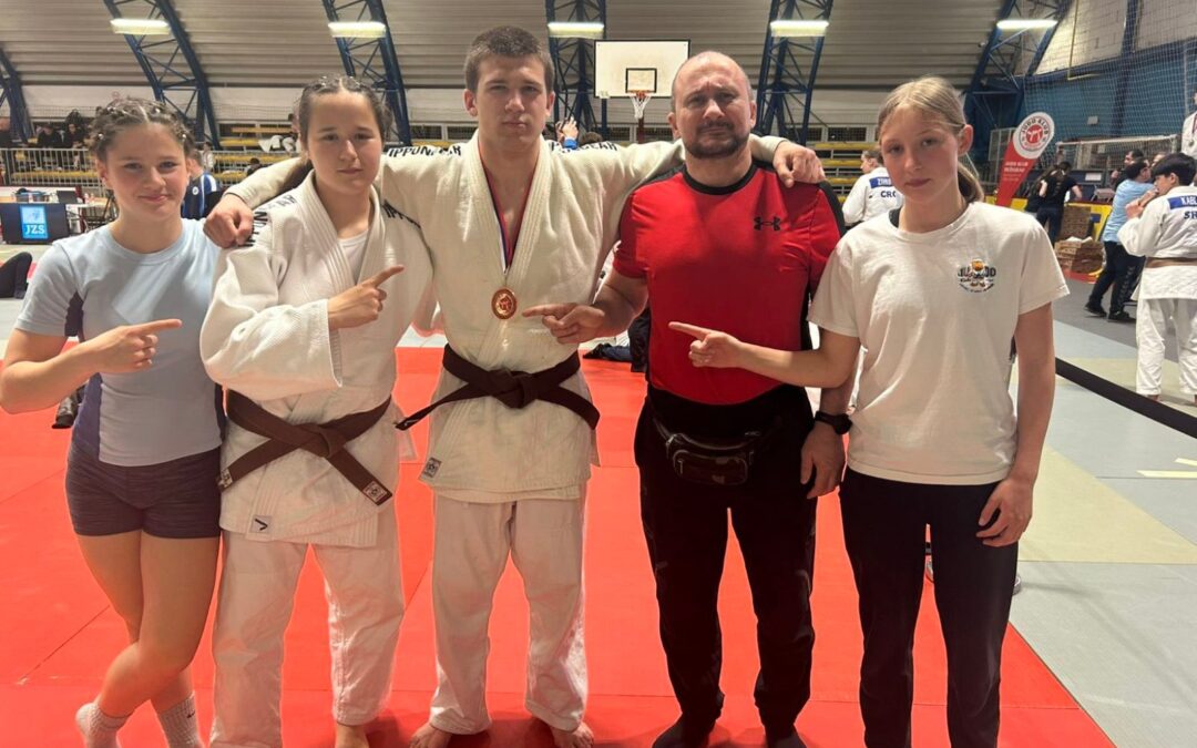 Jaka De Costa kraljuje na bežigrajskem tatamiju!