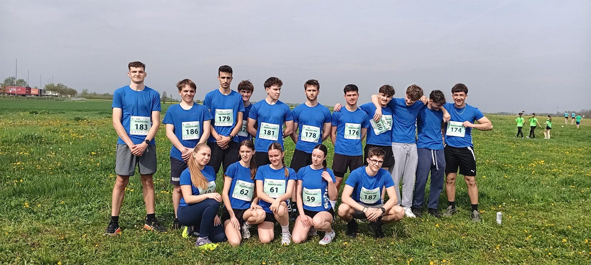 Šolski ekipni kros – 3. in 7. mesto Šolski ekipni kros – 3. in 7. mesto