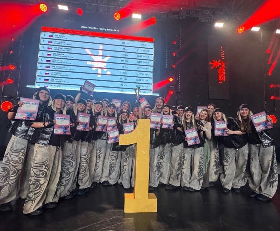 Gimnazijke in članice M-Dance navdušile in osvojile 1. mesto na mednarodnem plesnem odru v Medvodah Gimnazijke in članice M-Dance navdušile in osvojile 1. mesto na mednarodnem plesnem odru v Medvodah