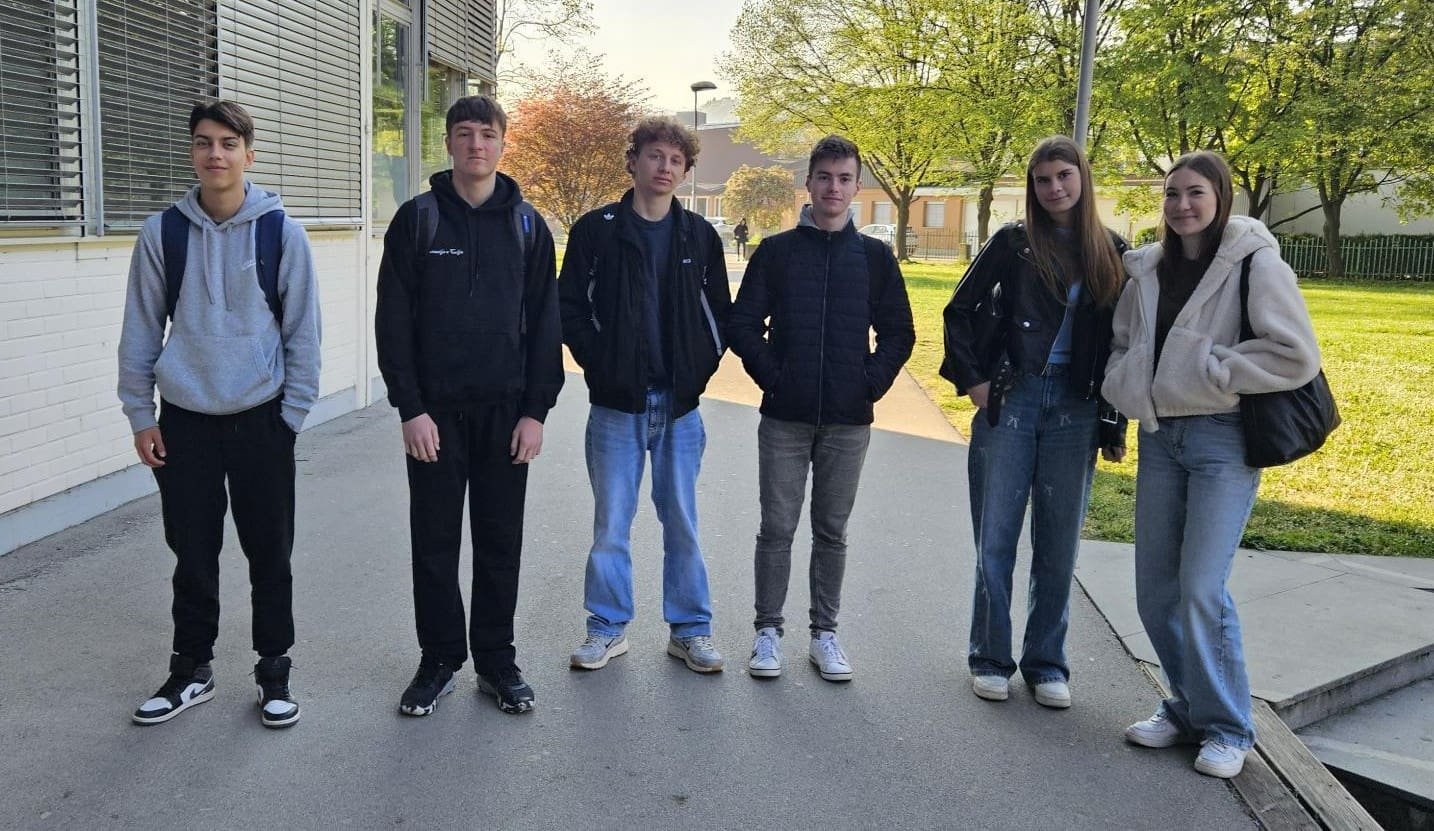 Dve zlati in šest srebrnih priznanj na državnem tekmovanju iz matematike