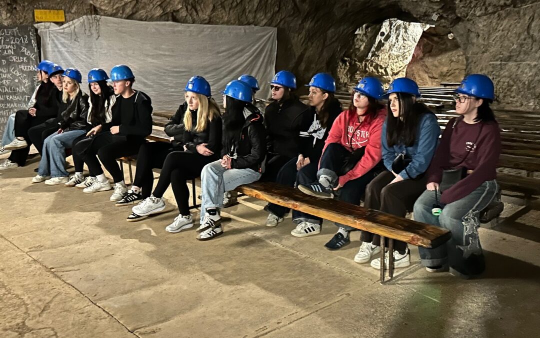 Strokovna ekskurzija v Podzemlje Pece za dijake GTT3