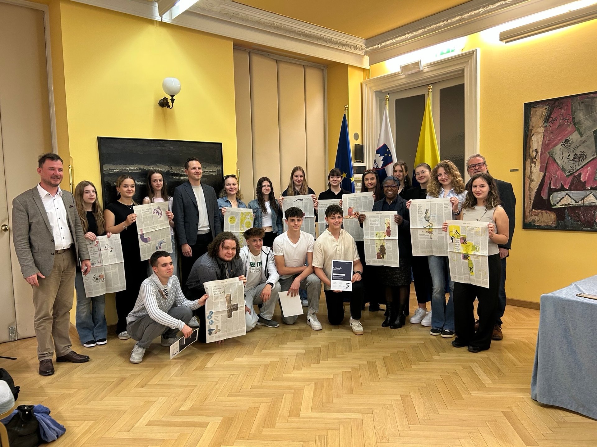Slavnostna podelitev certifikatov projekta Mladina piše za Frankfurter Allgemeine Zeitung Slavnostna podelitev certifikatov projekta Mladina piše za Frankfurter Allgemeine Zeitung