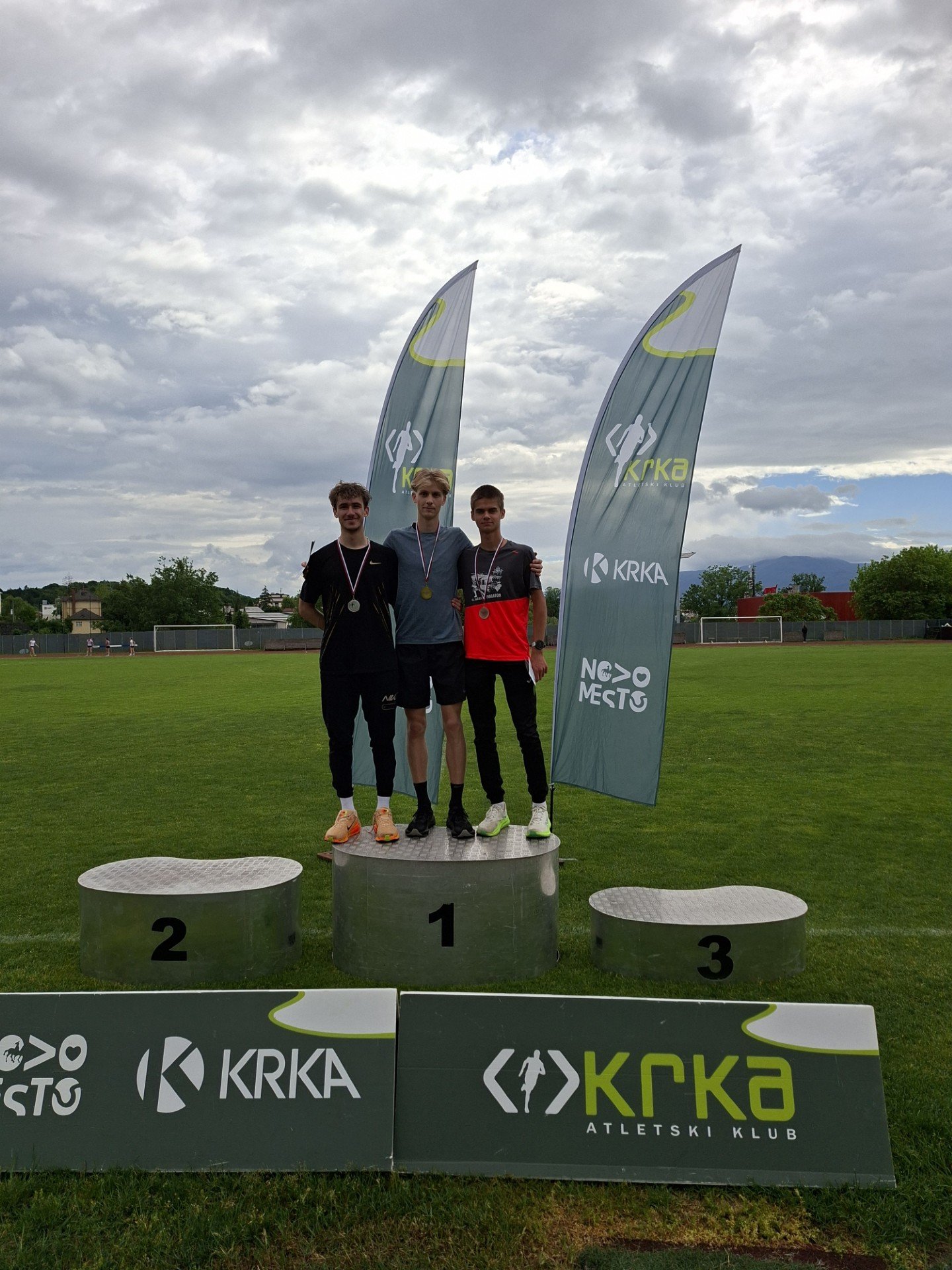 Odlični rezultati atletov na področnem prvenstvu Odlični rezultati atletov na področnem prvenstvu