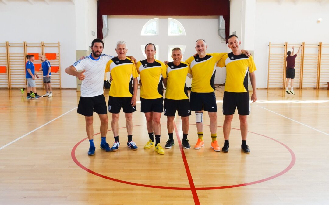 Medgeneracijski turnir