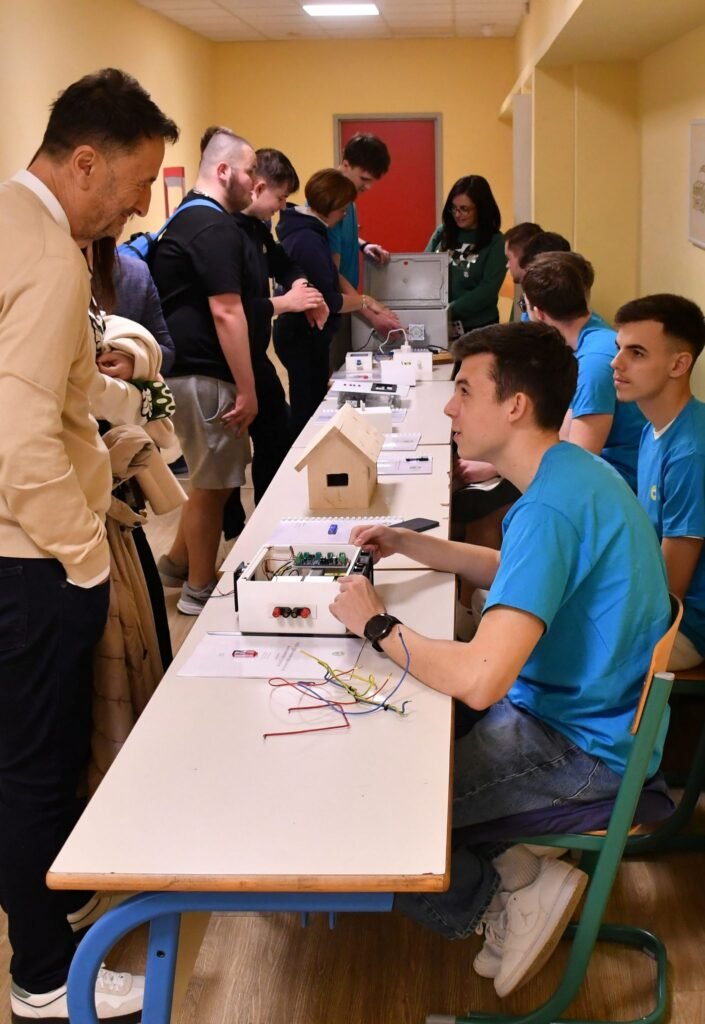 Dan odprtih vrat