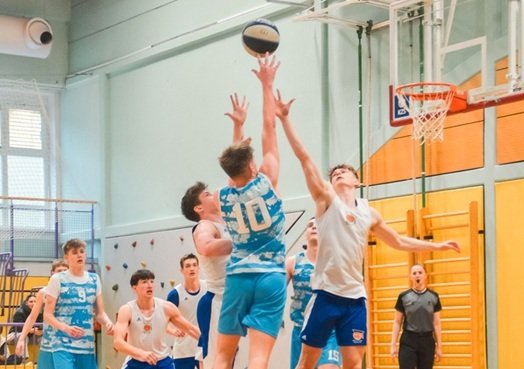 Naša šola gostila finale državnega prvenstva v košarki za dijake