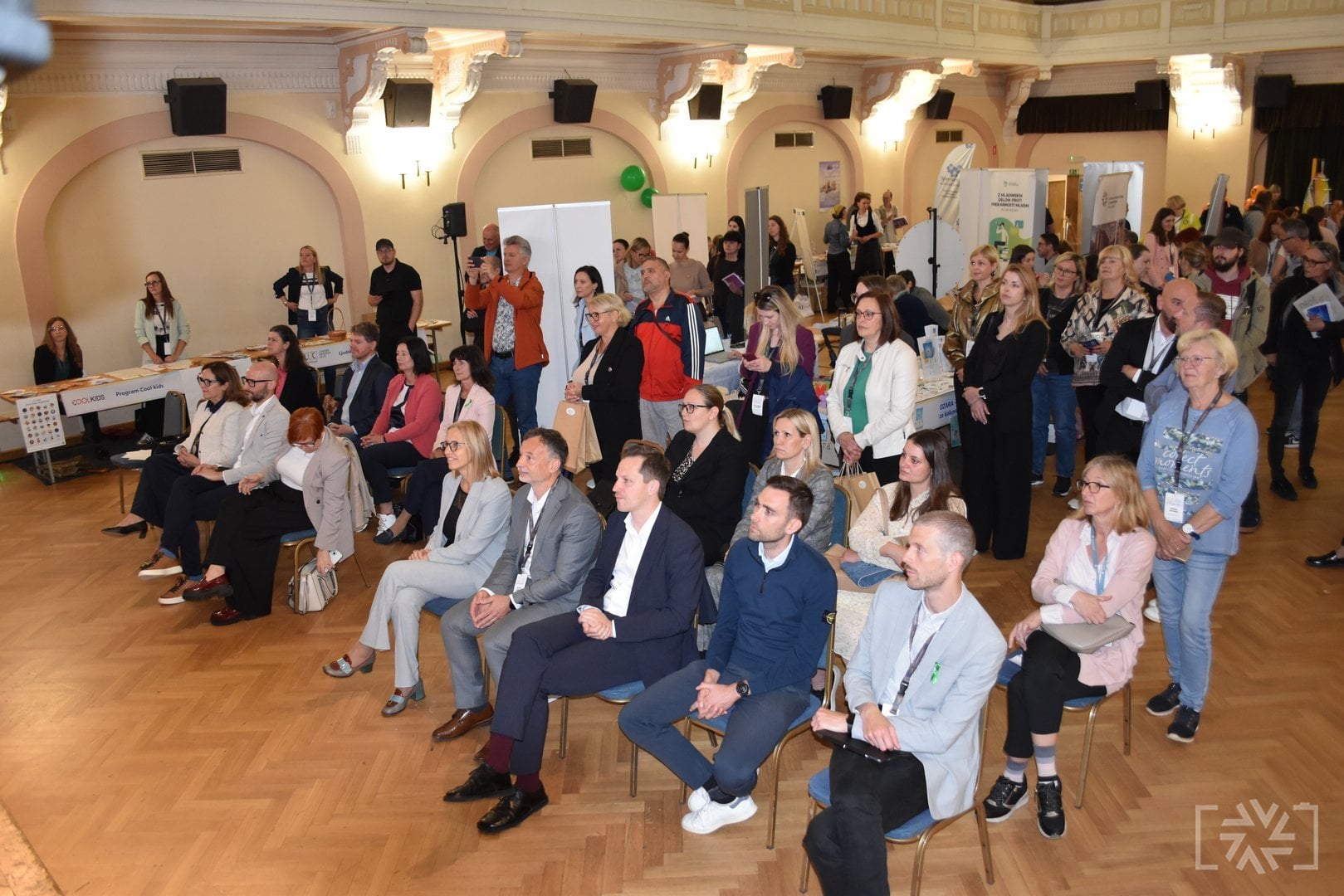 FESTIVAL DUŠEVNEGA ZDRAVJA V CELJU FESTIVAL DUŠEVNEGA ZDRAVJA V CELJU