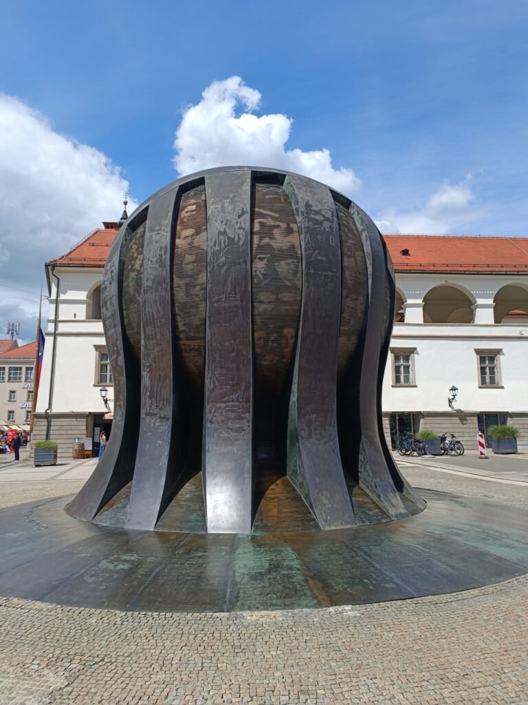 Utrinki iz ekskurzije v Maribor in HE Fala