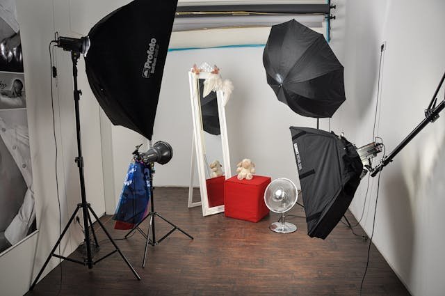 Delo v glasbenem in fotografskem studiu – projektni dan za 3. R/IB