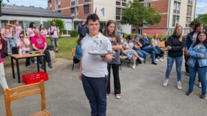 Predaja ključa pred dijaškim domom