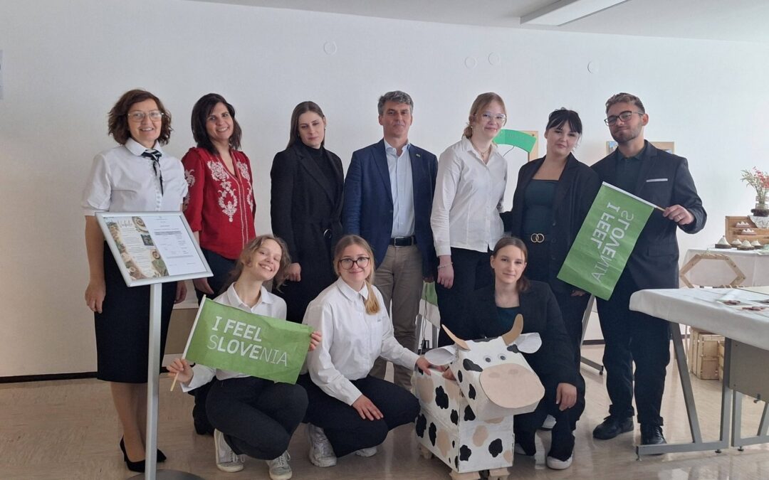 Gastronomski in turistični spektakel: Dijaki očarali s kreativnostjo in strokovnostjo pri opravljanju 4. predmeta poklicne mature!