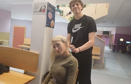 M8