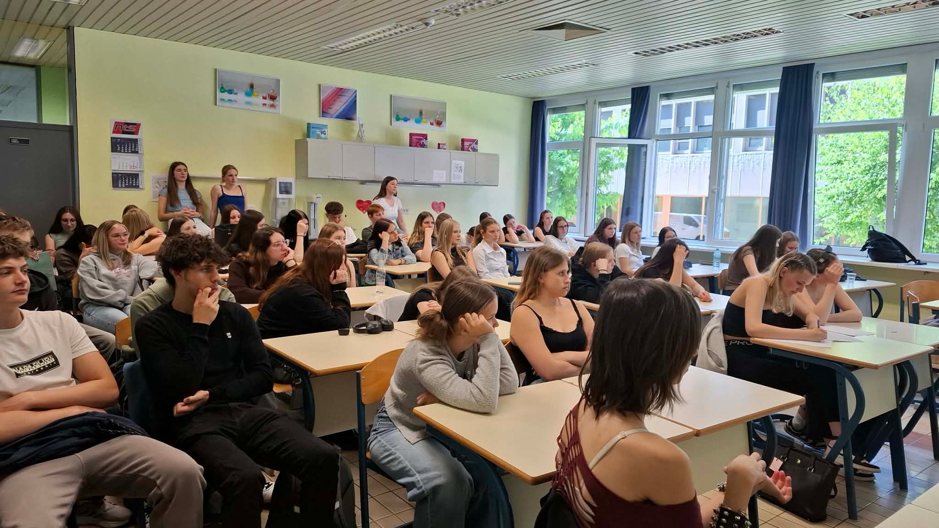 Predavanje o strupenih snoveh v kozmetiki, čistilih in embalaži Predavanje o strupenih snoveh v kozmetiki, čistilih in embalaži