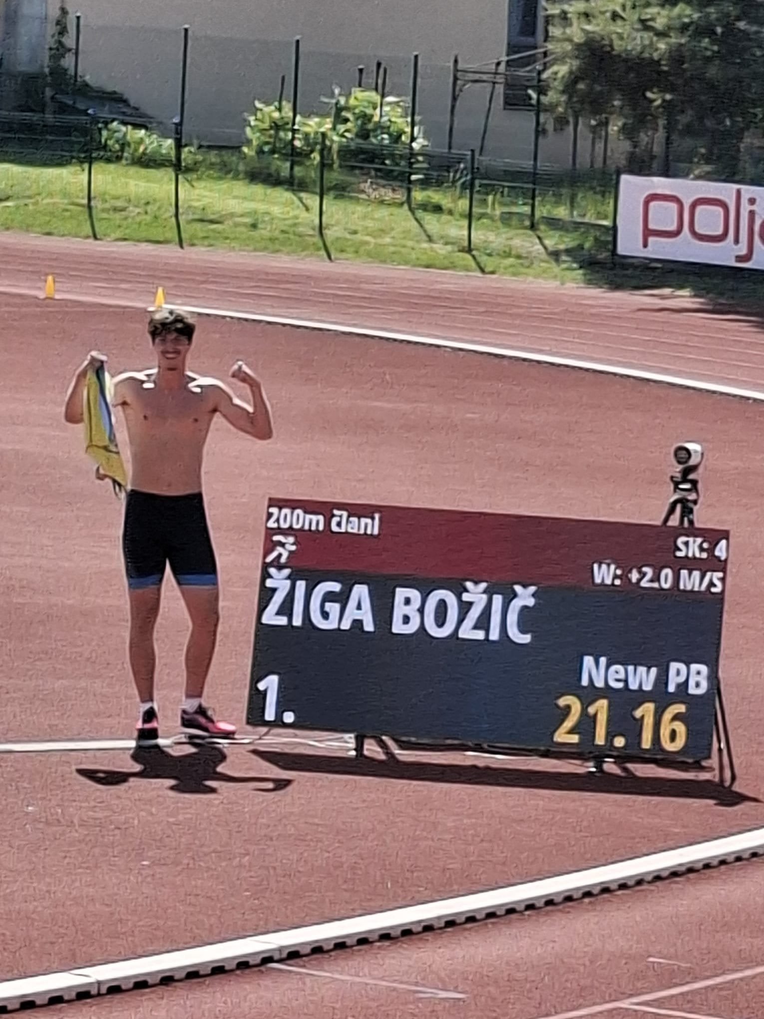 Žiga Božič pritekel vstopnico za svetovno mladinsko prvenstvo na 200 m Žiga Božič pritekel vstopnico za svetovno mladinsko prvenstvo na 200 m